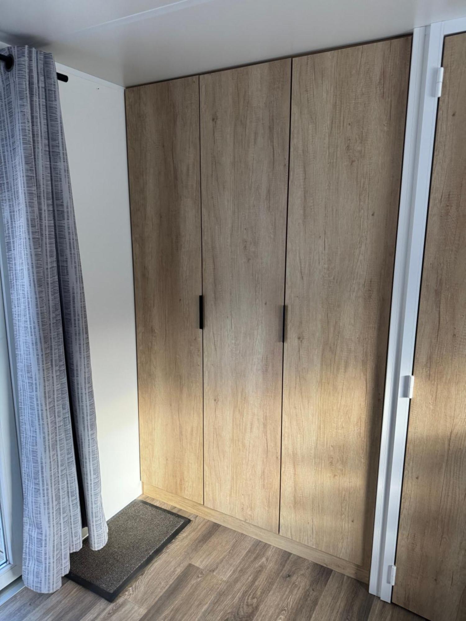 Mobilhome Camping Le Bosc Сен-Киприен Екстериор снимка